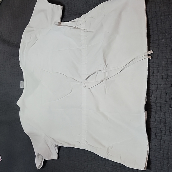 SB brand L white scrub top Large - Picture 3 of 5